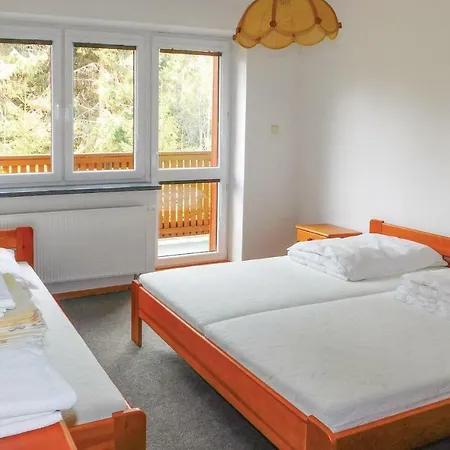 Six Bedroom Holiday In Mlynky Bana Lucia