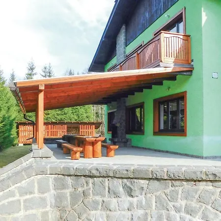 Six Bedroom Holiday In Mlynky * Bana Lucia
